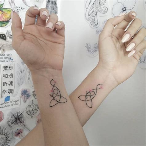 tattoo symbol für familie|tattoos that symbolize family.